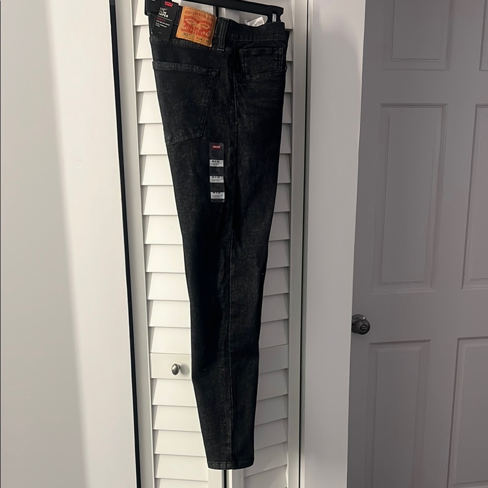 NWT Levi's Charcoal Black Slim Taper Jeans